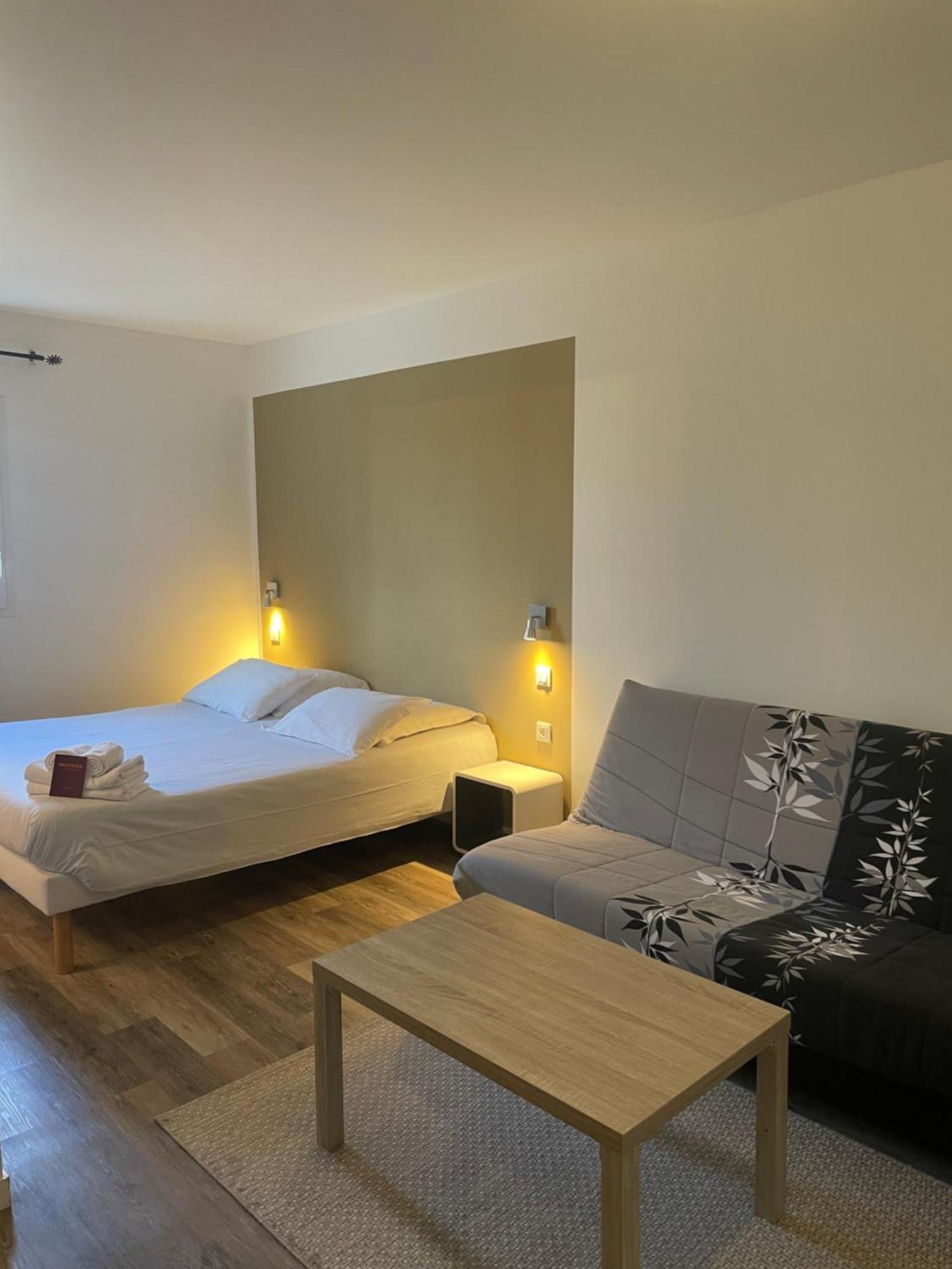 Hotel Nemo Aeroport De Pau - Kb Hotel Group Sauvagnon Экстерьер фото